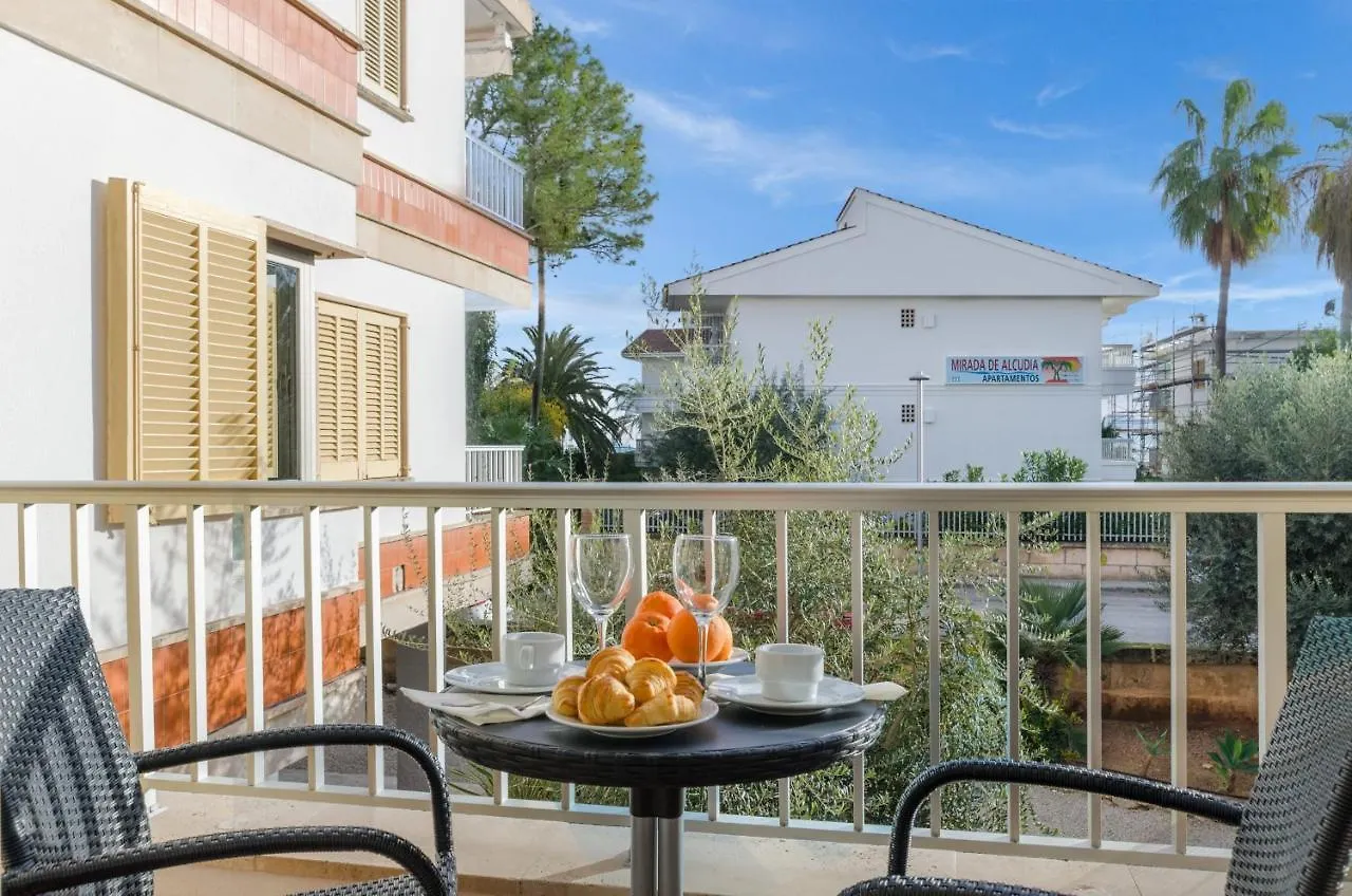 Yourhouse Roses 9 Port de Alcudia  Spain